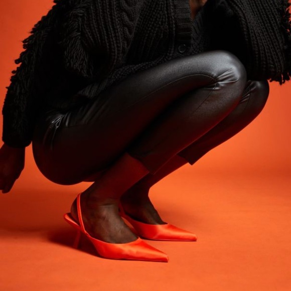 H&M Faux Leather Leggings - Picture 4 of 10